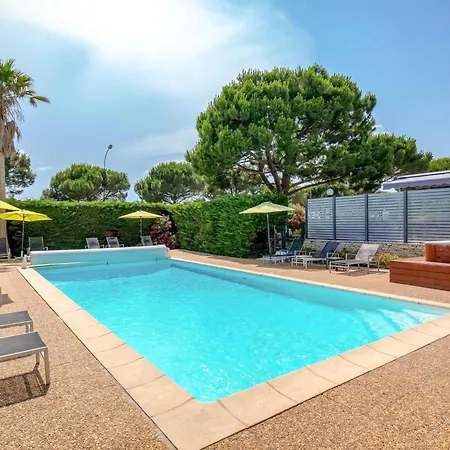 Ibis Styles St Raphael Hotel 3*