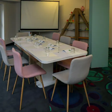 Hotel Ibis Styles St Raphael 3*