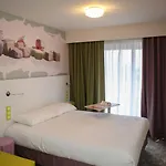 Ibis Styles St Raphael Hotel Fréjus