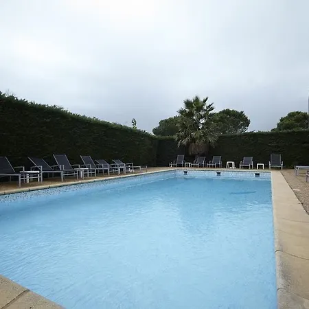 Hotell Ibis Styles St Raphael 3*