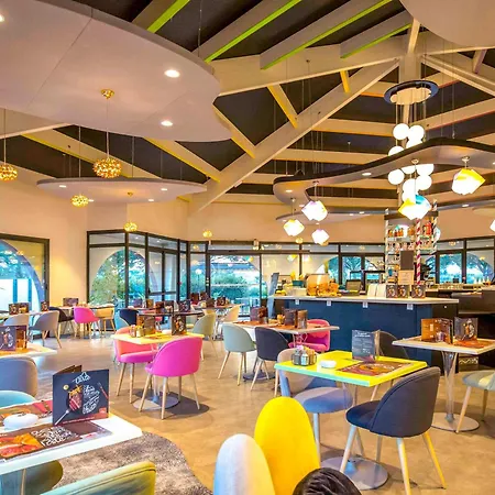 Hotel Ibis Styles St Raphael 3*