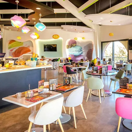 Ibis Styles St Raphael Otel Fréjus