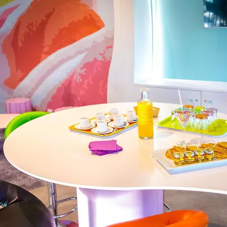 Hotel Ibis Styles St Raphael 3*